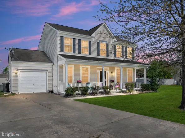 220 School St, Millington, MD 21651