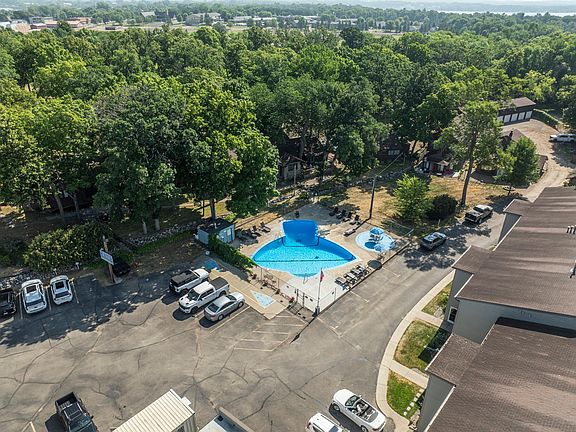 3rd image of 315 Park Lake Blvd APT 314