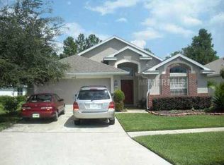 5622 Hawklake Rd, Lithia, FL 33547