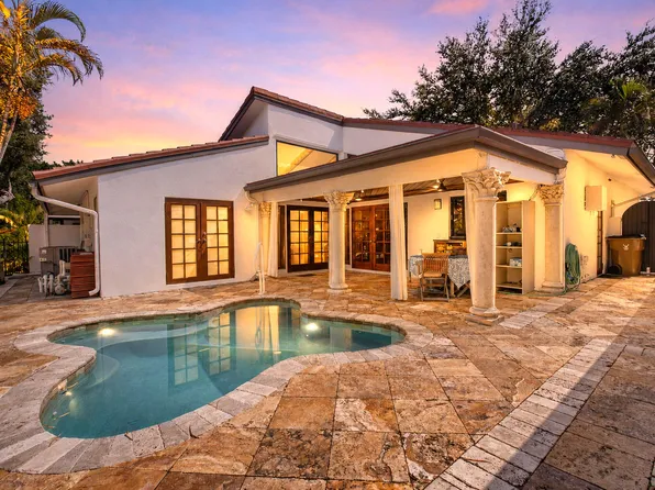 663 DEER CREEK HOLLOWS Circle, Deerfield Beach, FL 33442