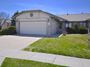 2919 Splitrail Ln, Lincoln, NE 68506