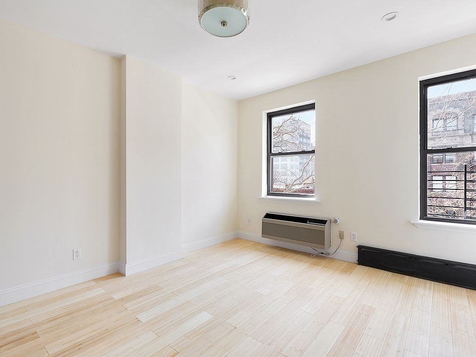 2nd image of 477 Clinton Ave #3A