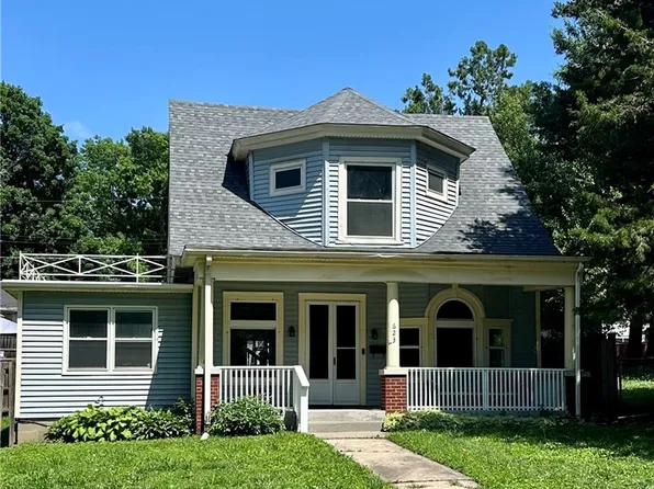 623 N 22nd St, Saint Joseph, MO 64506