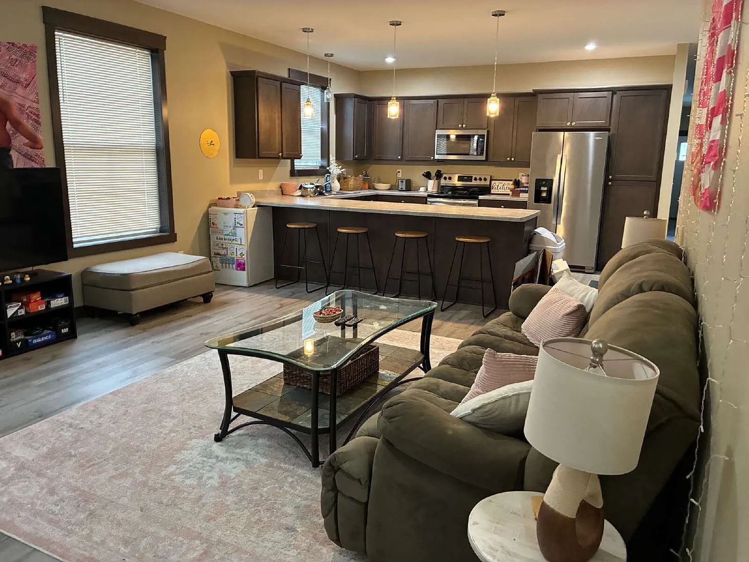 5 bed, 3.0 bath, $660 — Photo 4