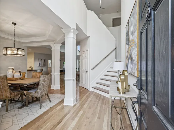 1113B Biltmore Dr, Nashville, TN 37204