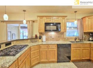 501 W 114th Ter, Kansas City, MO 64114