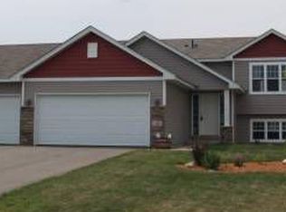 142 Miller Ln, Dundas, MN 55019