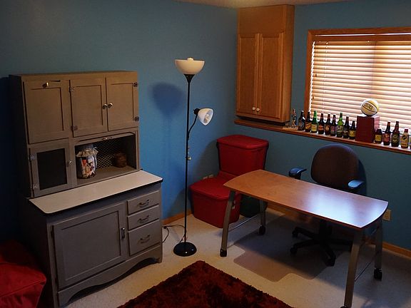 Bedrm #3/Task Room (low lev)