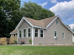 2 Woodland Hts, Wales, MA 01081