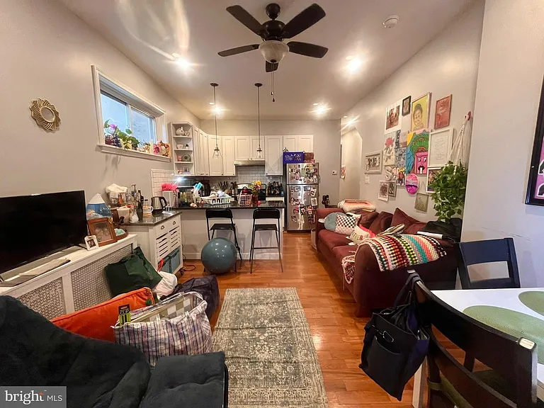 5028 Walnut St #1F — Photo 5