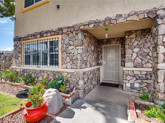 3rd image of 7240 Stormson Dr
