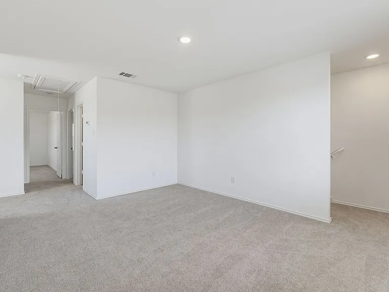 216 Ayla Marie Cv — Photo 17