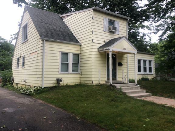 3rd image of 312 W Liberty St