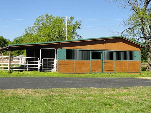 Horse Barn