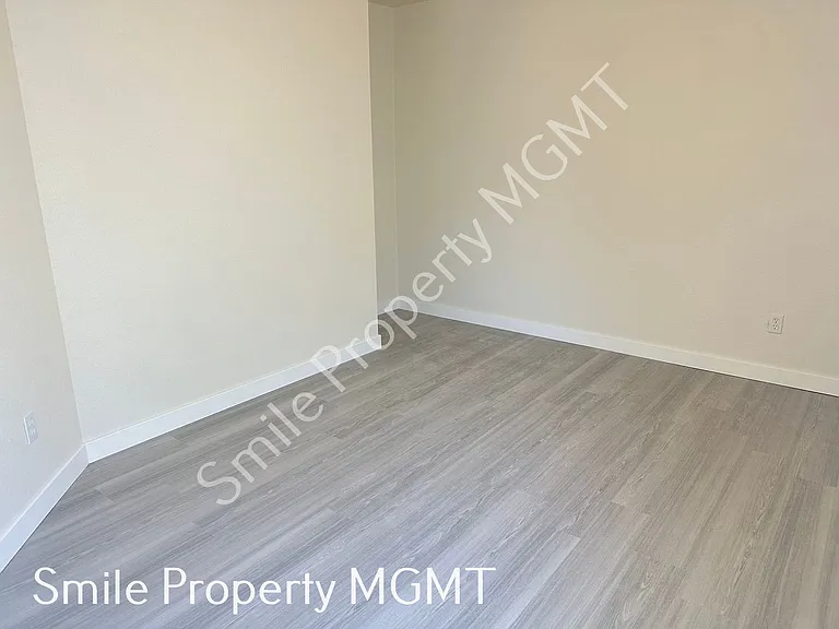 8504 SE Raymond Ct #A — Photo 15