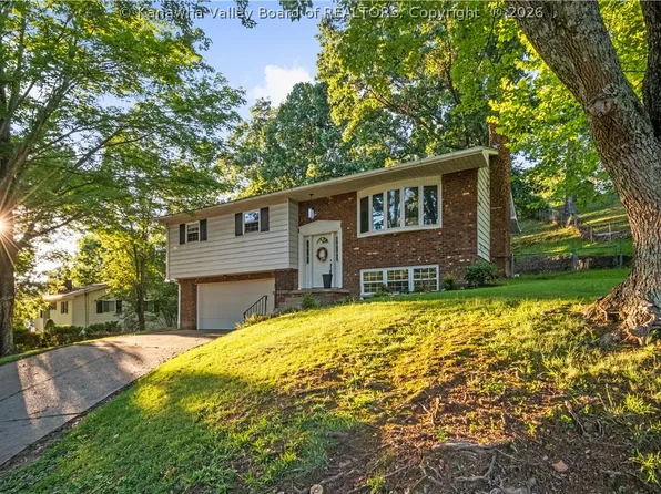 1109 Shamrock Rd, Charleston, WV 25314
