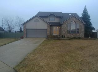 1253 Poston Pl, Schererville, IN 46375
