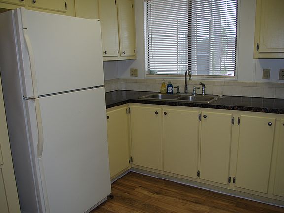 2nd image of 497 Archer Ln