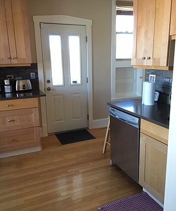 2nd image of 12 Harrison St APT 1