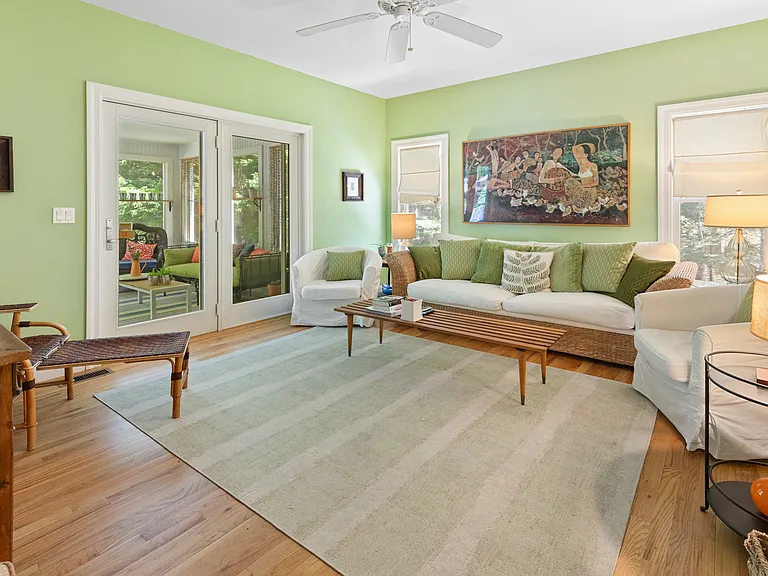 3 Hollow Tree Ln — Photo 12