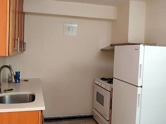 3rd image of 32-32 71st St #1