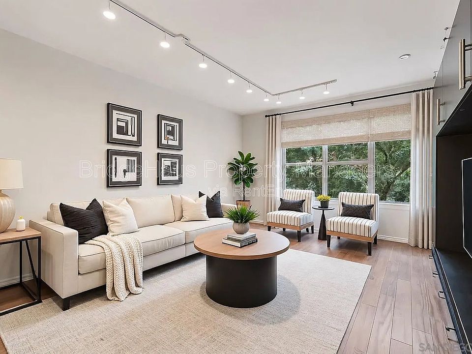 1st image of 206 Park Blvd Unit 307