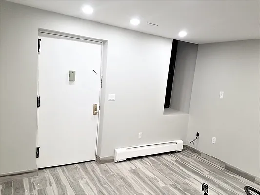 Rented by The Hamilton Group | media 18