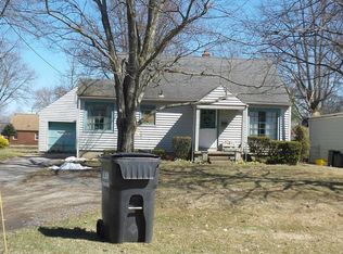 6733 Trenholm Rd, Youngstown, OH 44512