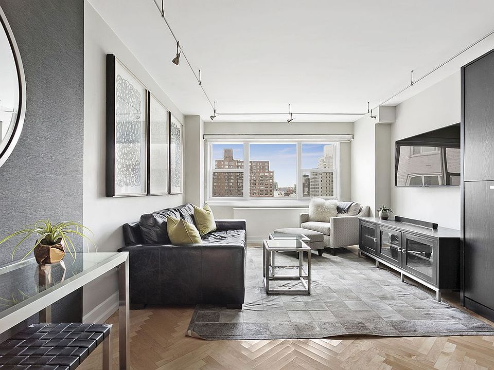 1st image of 101 W 12th St APT 12B
