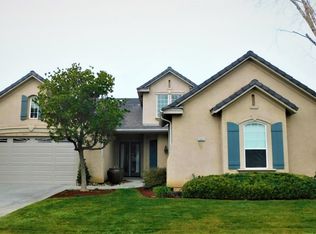 2602 Blackwood Ave, Clovis, CA