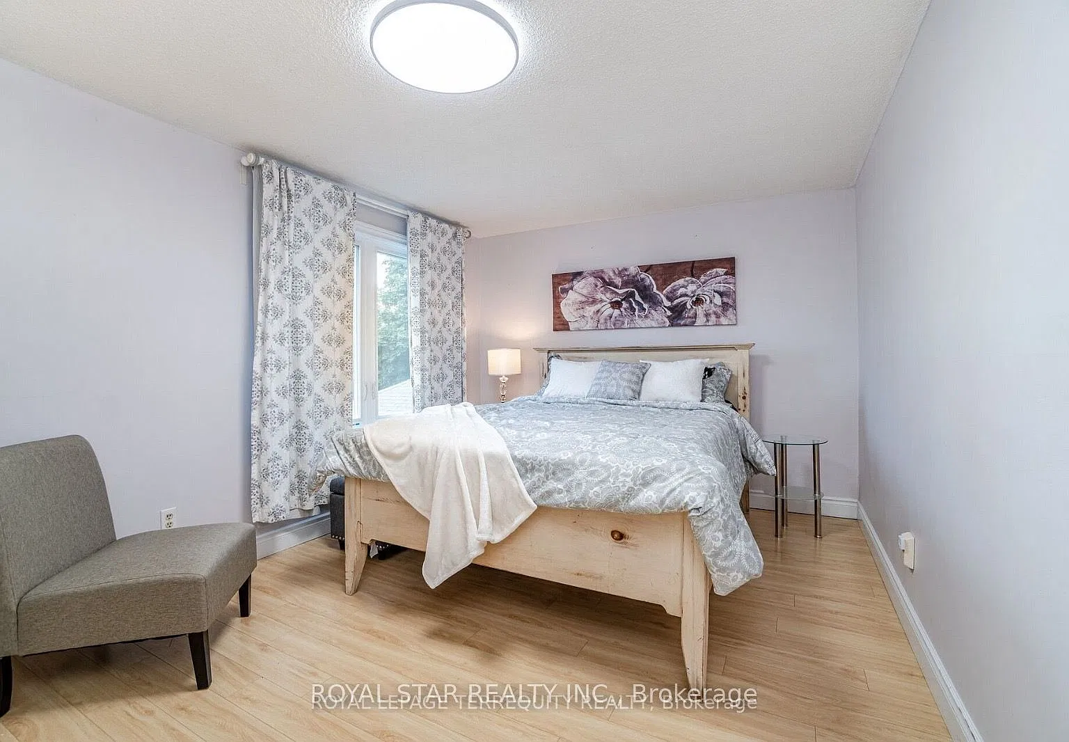 4 bed, $2,800 — Photo 2