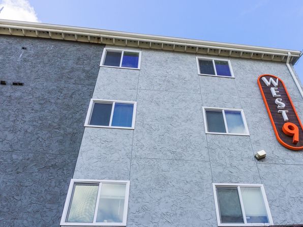 3046 SW Avalon Way APT I