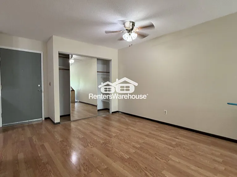 1601 N Innsbruck Dr #302 — Photo 6