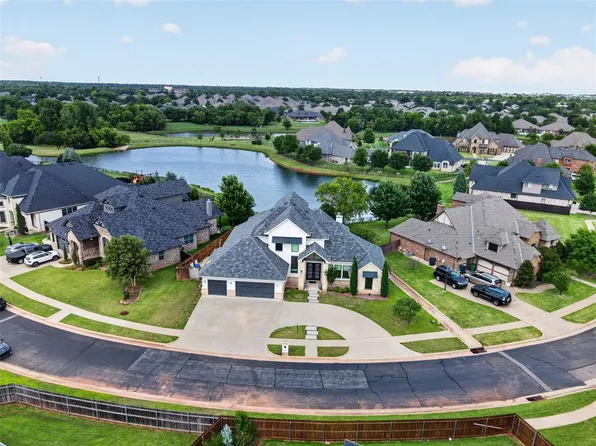 15400 Kestral Park Ct, Edmond, OK 73013