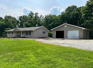 10555 Kelly Cemetery Rd, Maceo, KY 42355
