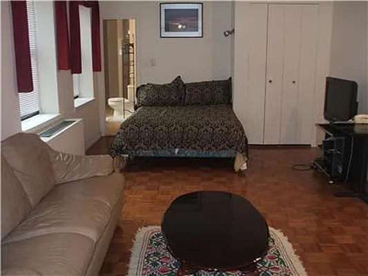Rented by Empire State Properties | media 11