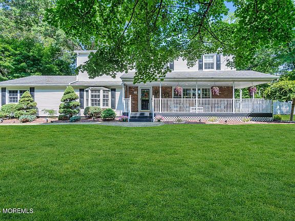 2nd image of 72 Marcshire Drive