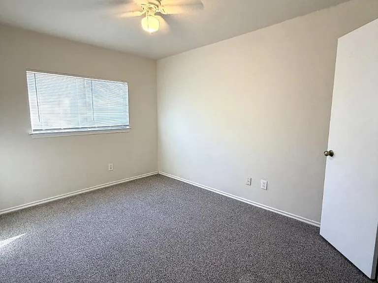 Unit Photo