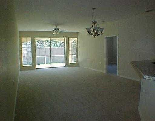 4th image of 24005 Park Place Dr S