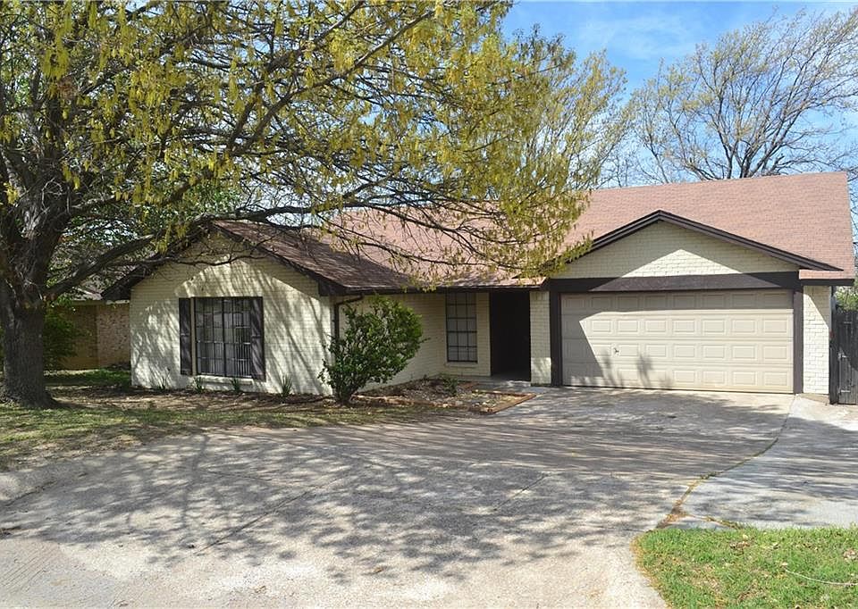 1st image of 5349 Weddington Ct