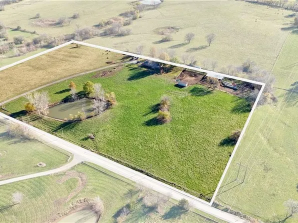 25111 E 199th St, Pleasant Hill, MO 64080