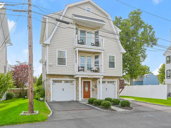 25 Penfield Pl, Fairfield, CT 06824