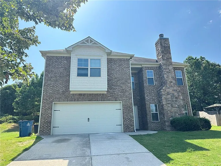 1129 Ida Woods Ct — Photo 1