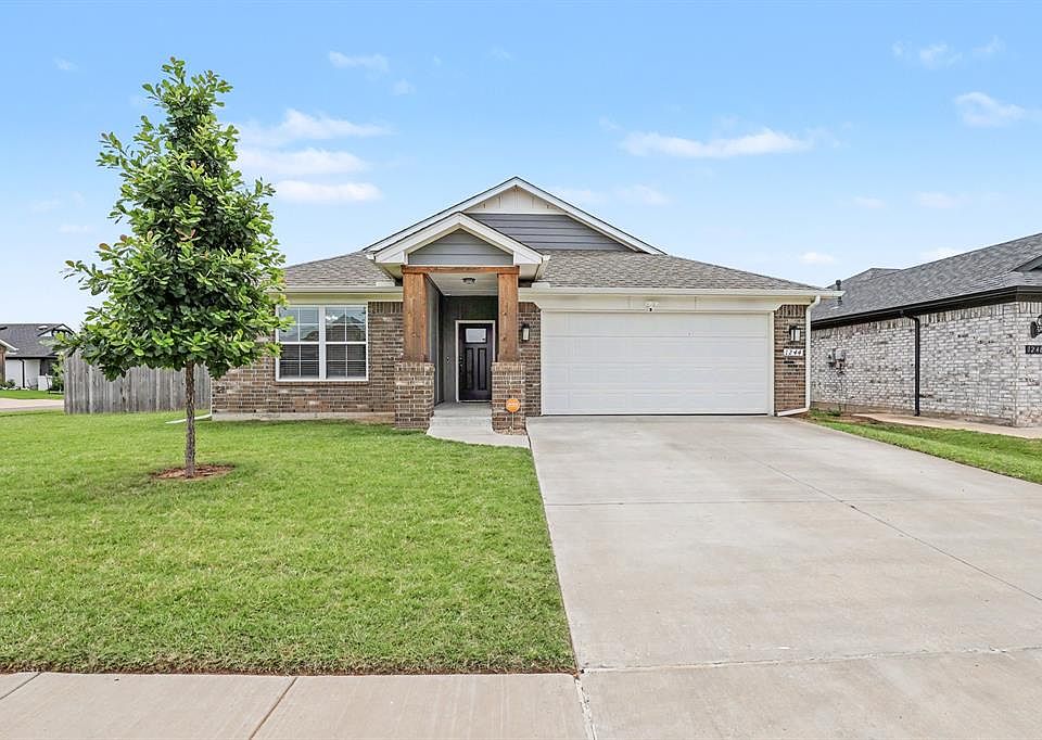 1st image of 1244 SW 159th Ter