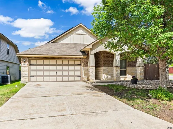 1807 Buffalo Wolf, San Antonio, TX 78245