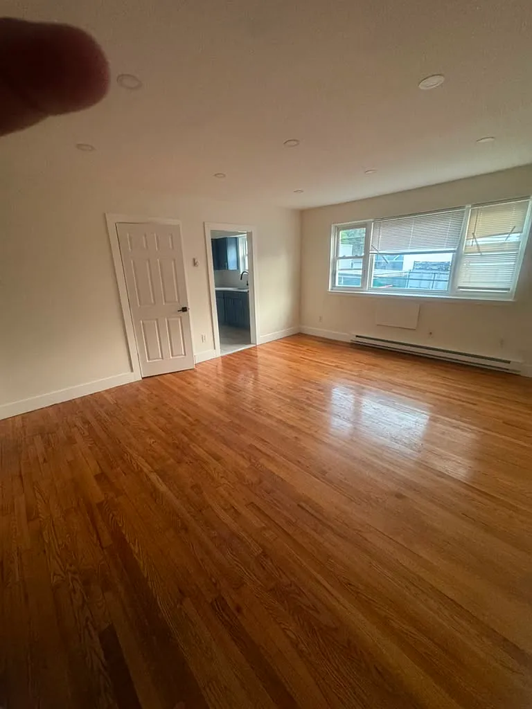 2 bed, $2,000 — Photo 2
