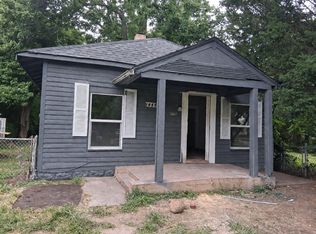 1861 N Morgan St, Decatur, IL 62526