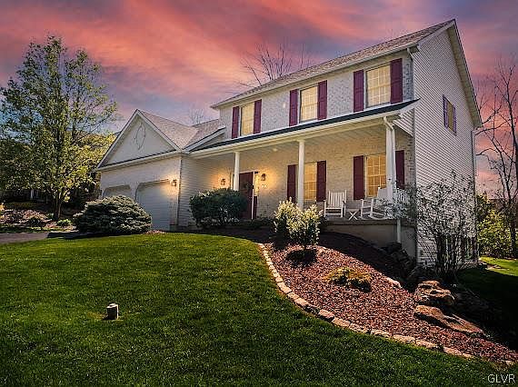 1st image of 25 Midland Dr