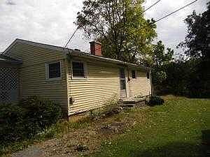 5th image of 911 E Dolly Ann Dr