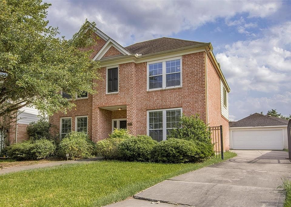 1st image of 1927 Monarch Hollow Ln
